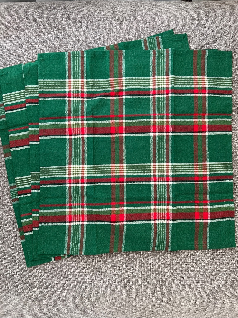 SET of 10 Vintage Holiday Christmas Cotton Plaid Tartan Napkins Green/Red/White